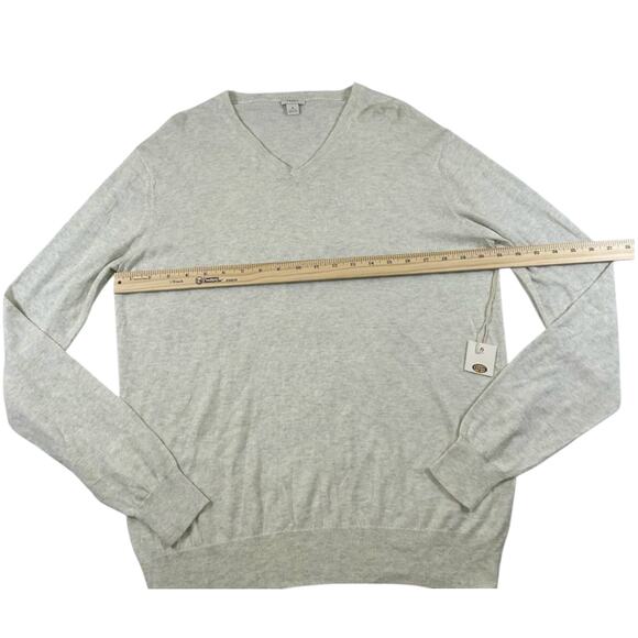 NWT - Fossil - Women's William V Neck Oatmeal Heather - Size: Medium - Picture 8 of 9